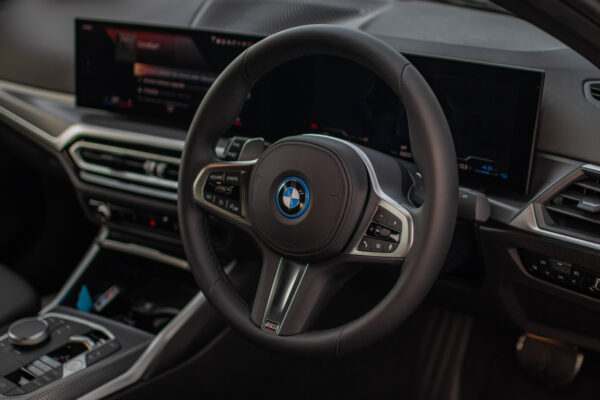 BMW 330e M Sport - Image 6